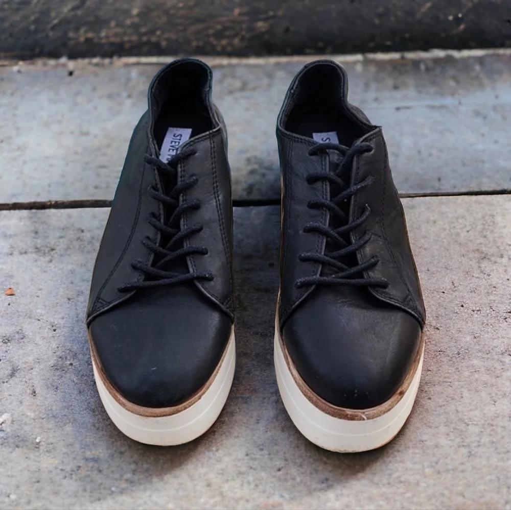 VINTAGE Y2K STEVE MADDEN Kimber Black Platforms 6 Leather Loafers Rave Goth Punk